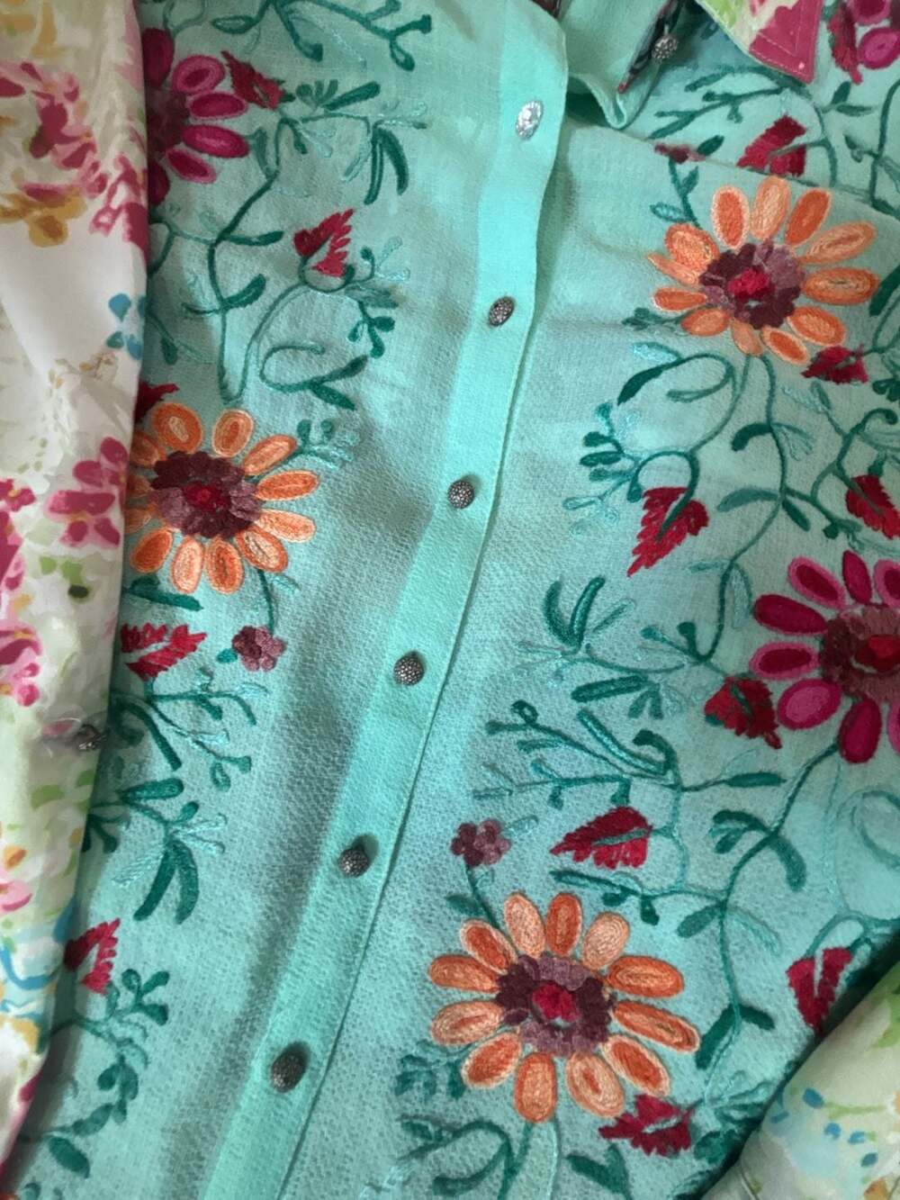 John Mark Embroidered Floral Patchwork Button Up Blouse Size XL - Picture 2 of 6